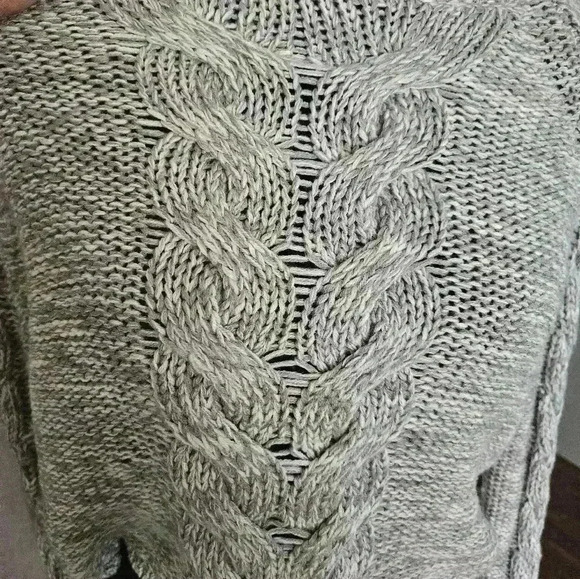 Lovers + Friends Womens Gray Chunky Knit 100% Wool Cropped Sweater XS - Picture 8 of 13